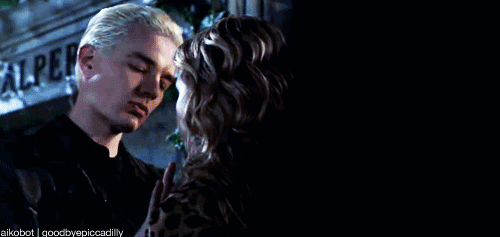 spike flirts with buffy in another dimension